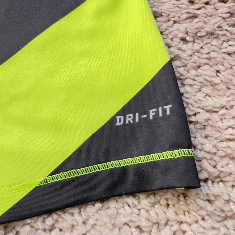 Nike Pro DRI-FIT Black Yellow Striped Fitted Athletic Tank Top Women’s Size S - Picture 4 of 11